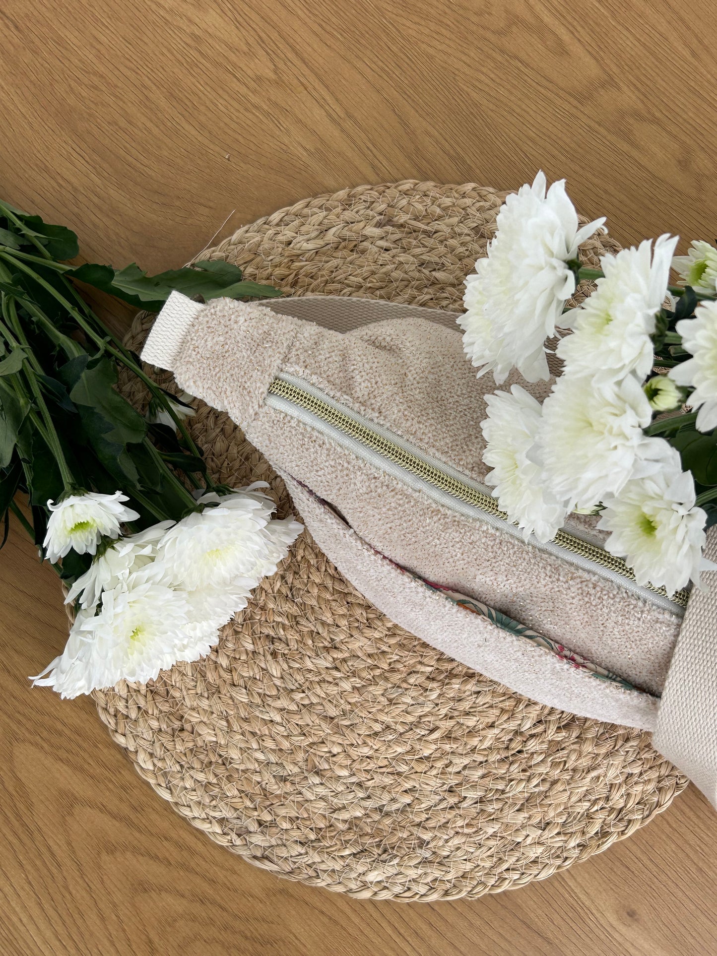 Banane beige à paillettes