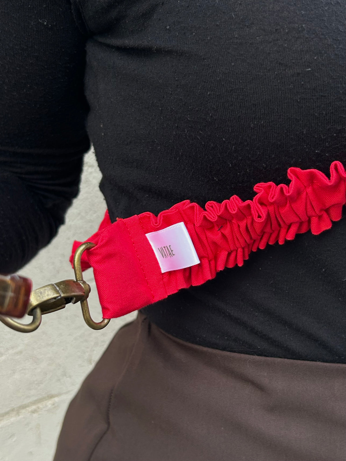 Bandoulière téléphone rouge