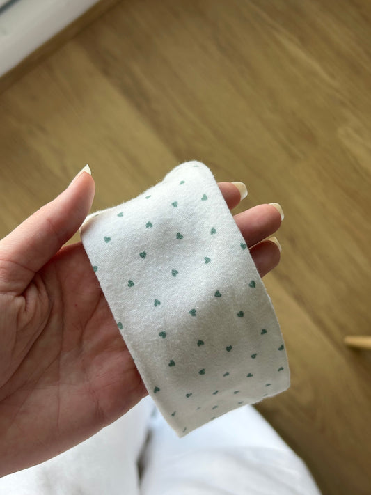 Bandeau à cœurs verts