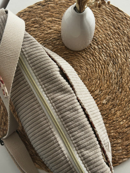 Banane côtelée beige