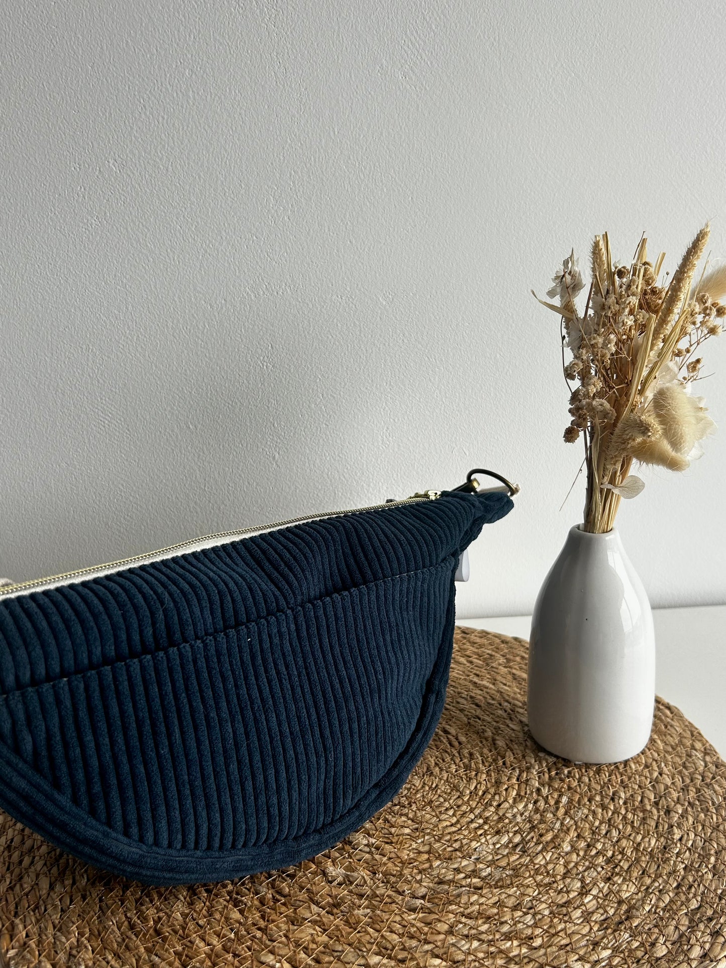 Banane côtelée bleue marine