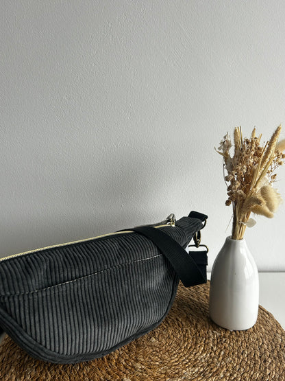 Banane côtelée grise