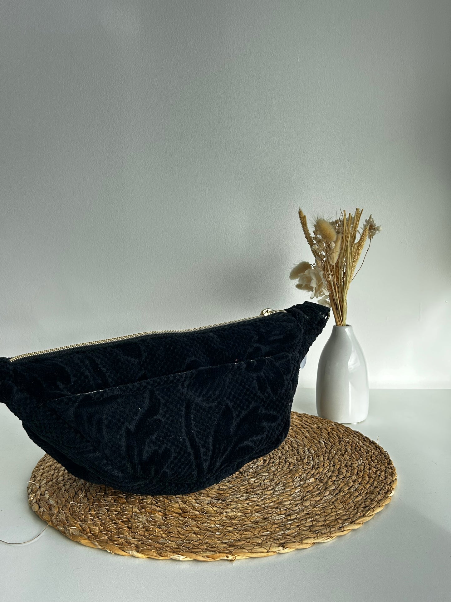 Banane éponge ciselée noire